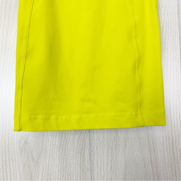 Lululemon | Energy Racerback Tank Top in Split Pea Size 4 - Picture 6 of 11